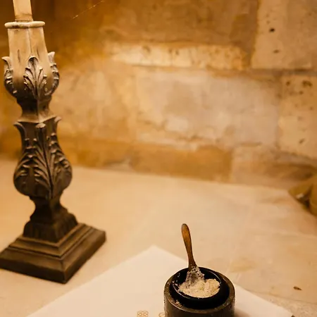 Chateau De & Retreat Oda ve Kahvaltı